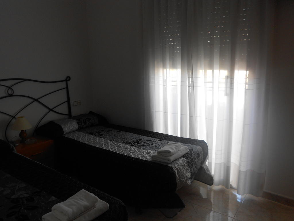 Hostal Ca La Irene Sant Vicens De Castellet Habitación foto