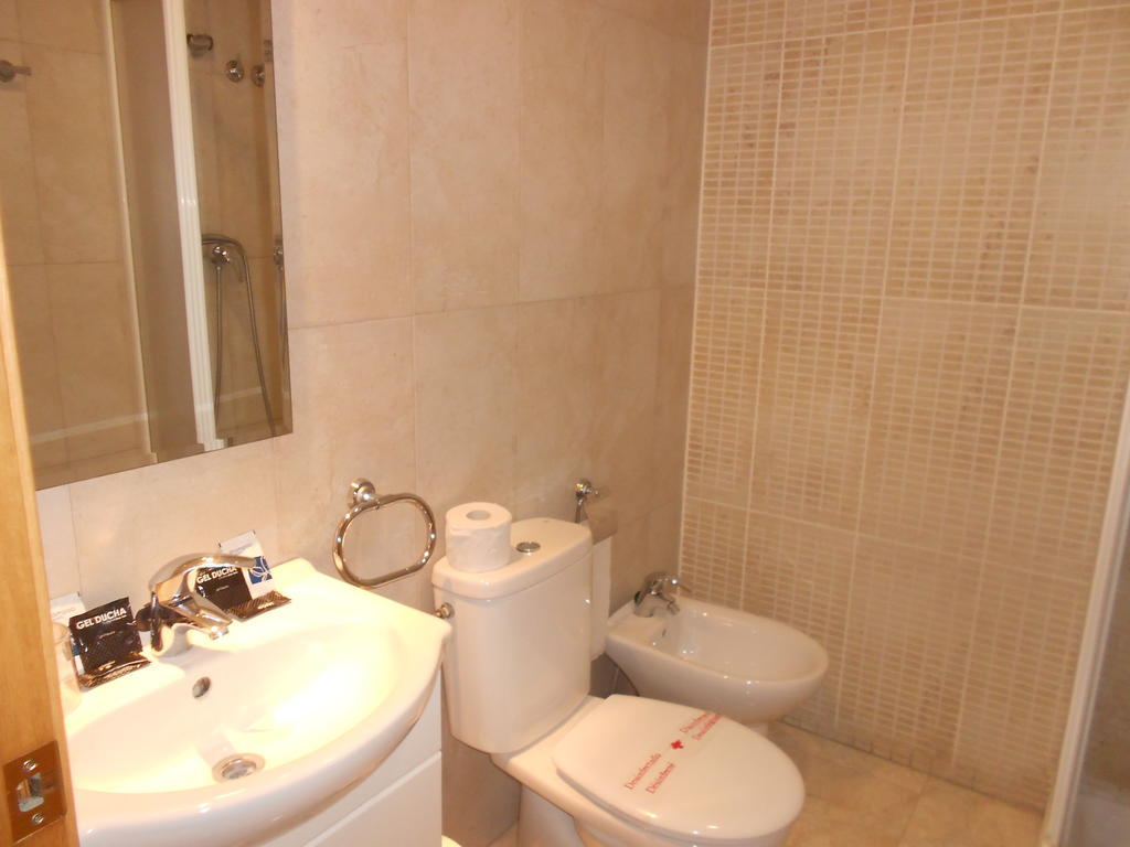 Hostal Ca La Irene Sant Vicens De Castellet Habitación foto